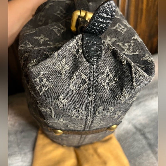 ‼️SOLD‼️HP🎉Louis Vuitton Denim Neo Cabby GM🤍 (Box & Dustbag included) - Picture 5 of 13